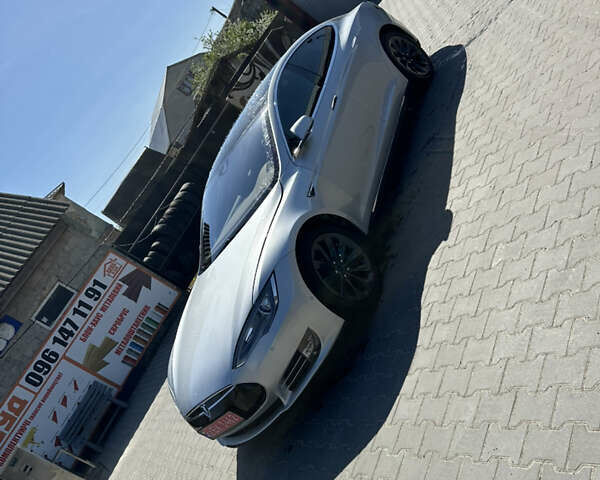 Серый Тесла Модель С, объемом двигателя 0 л и пробегом 190 тыс. км за 14900 $, фото 4 на Automoto.ua