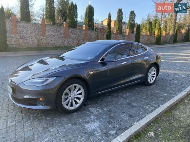 Серый Тесла Модель С, объемом двигателя 0 л и пробегом 177 тыс. км за 15900 $, фото 6 на Automoto.ua