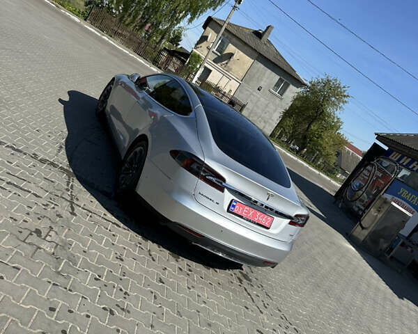 Серый Тесла Модель С, объемом двигателя 0 л и пробегом 190 тыс. км за 14900 $, фото 8 на Automoto.ua