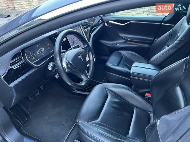 Сірий Тесла Модель С, об'ємом двигуна 0 л та пробігом 160 тис. км за 14200 $, фото 11 на Automoto.ua