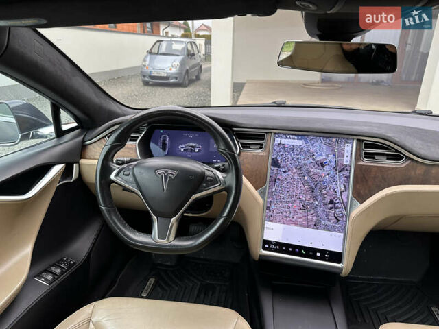 Серый Тесла Модель С, объемом двигателя 0 л и пробегом 200 тыс. км за 14400 $, фото 53 на Automoto.ua