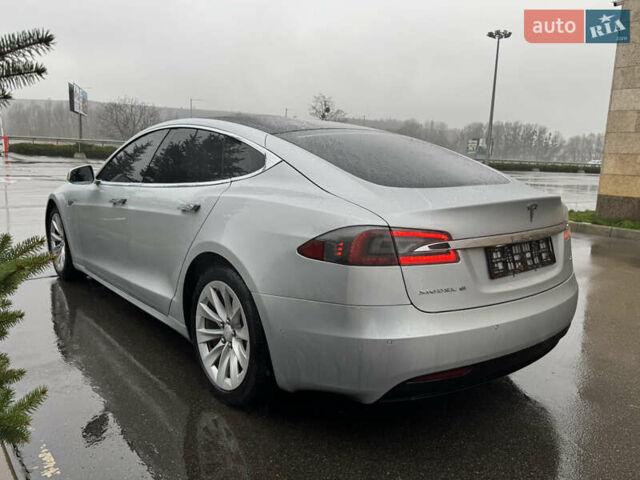 Серый Тесла Модель С, объемом двигателя 0 л и пробегом 207 тыс. км за 13899 $, фото 13 на Automoto.ua