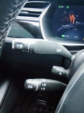 Серый Тесла Модель С, объемом двигателя 0 л и пробегом 226 тыс. км за 14800 $, фото 97 на Automoto.ua