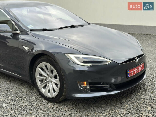 Серый Тесла Модель С, объемом двигателя 0 л и пробегом 200 тыс. км за 14400 $, фото 23 на Automoto.ua
