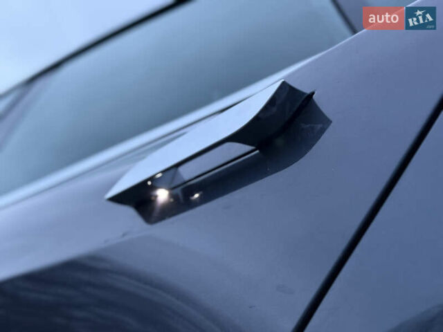 Серый Тесла Модель С, объемом двигателя 0 л и пробегом 300 тыс. км за 14700 $, фото 26 на Automoto.ua