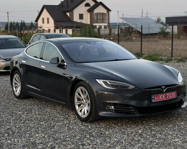 Серый Тесла Модель С, объемом двигателя 0 л и пробегом 168 тыс. км за 16200 $, фото 8 на Automoto.ua