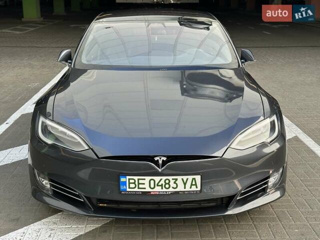 Тесла Модель С 2016 в Киеве на Automoto.ua Серый Тесла Модель С, объемом двигателя 0 л и пробегом 86 тыс. км за 23800 $, фото 2 на Automoto.ua