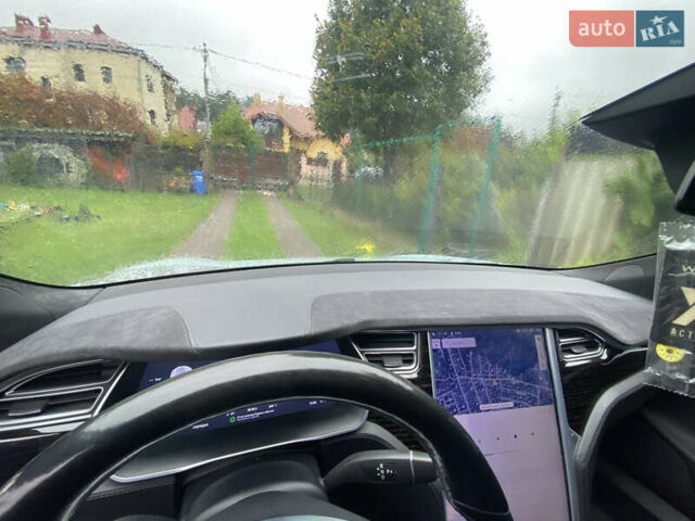 Серый Тесла Модель С, объемом двигателя 0 л и пробегом 199 тыс. км за 17700 $, фото 1 на Automoto.ua