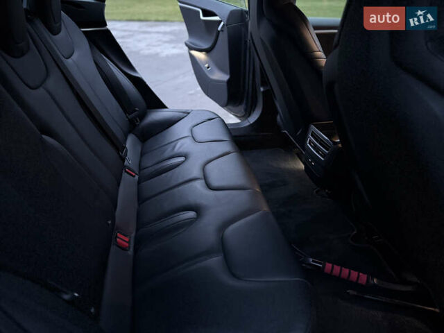 Серый Тесла Модель С, объемом двигателя 0 л и пробегом 300 тыс. км за 14700 $, фото 35 на Automoto.ua