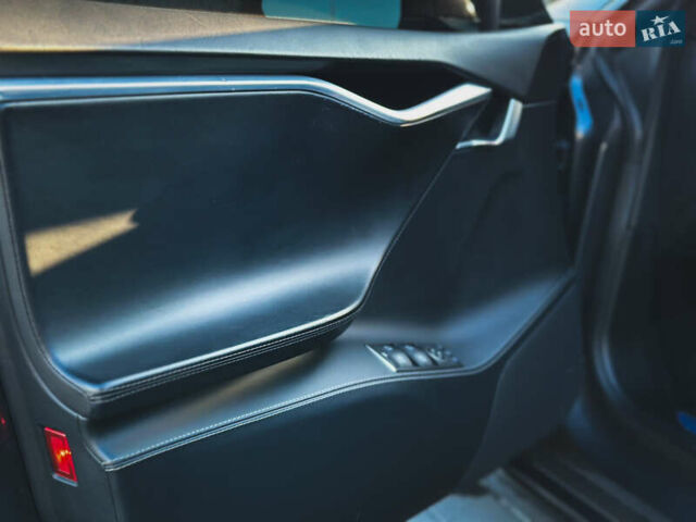 Сірий Тесла Модель С, об'ємом двигуна 0 л та пробігом 102 тис. км за 20750 $, фото 37 на Automoto.ua