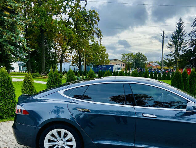 Тесла Модель С 2016 у Луцьку на Automoto.ua Сірий Тесла Модель С, об'ємом двигуна 0 л та пробігом 190 тис. км за 15500 $, фото 20 на Automoto.ua