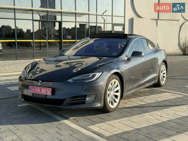 Сірий Тесла Модель С, об'ємом двигуна 0 л та пробігом 305 тис. км за 12999 $, фото 9 на Automoto.ua
