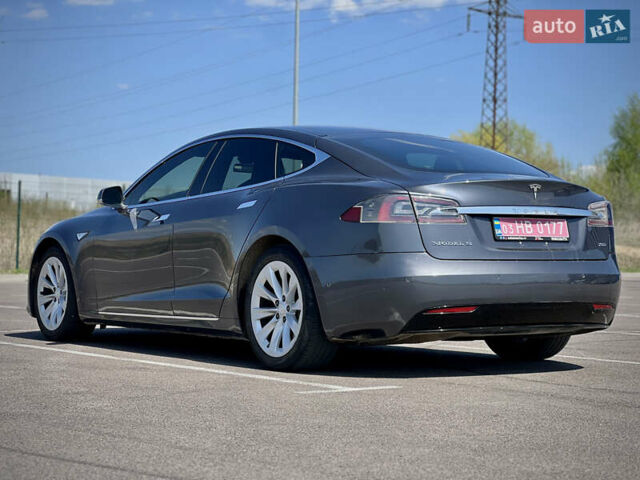 Серый Тесла Модель С, объемом двигателя 0 л и пробегом 199 тыс. км за 13999 $, фото 8 на Automoto.ua