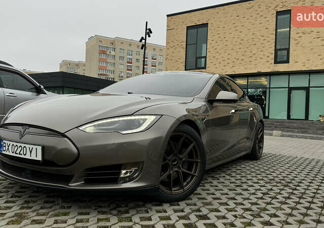 Сірий Тесла Модель С, об'ємом двигуна 0 л та пробігом 156 тис. км за 20000 $, фото 21 на Automoto.ua