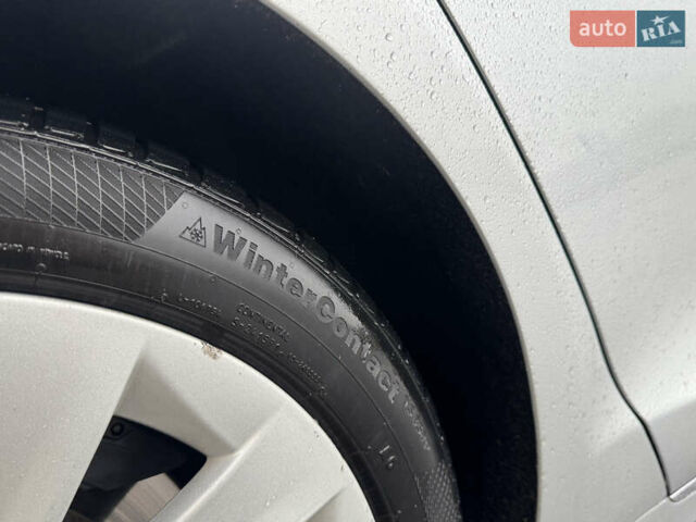 Серый Тесла Модель С, объемом двигателя 0 л и пробегом 207 тыс. км за 13899 $, фото 21 на Automoto.ua