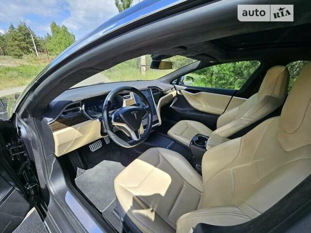 Серый Тесла Модель С, объемом двигателя 0 л и пробегом 142 тыс. км за 22400 $, фото 21 на Automoto.ua