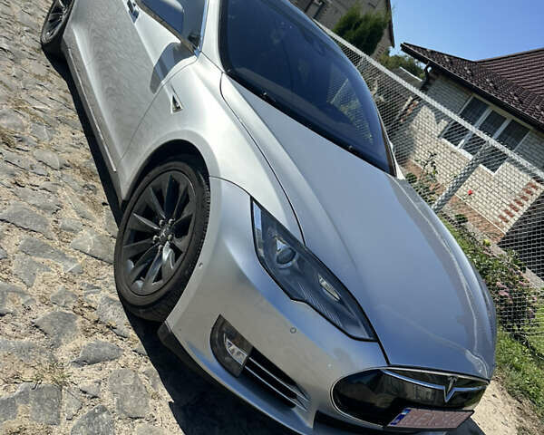 Серый Тесла Модель С, объемом двигателя 0 л и пробегом 190 тыс. км за 14900 $, фото 27 на Automoto.ua