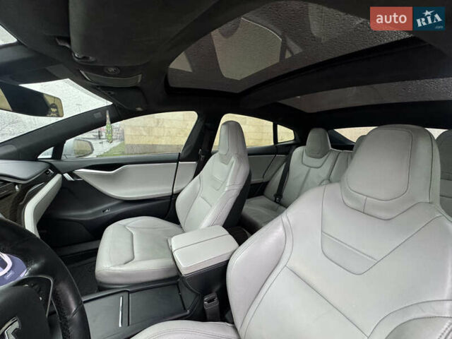 Серый Тесла Модель С, объемом двигателя 0 л и пробегом 207 тыс. км за 13899 $, фото 31 на Automoto.ua