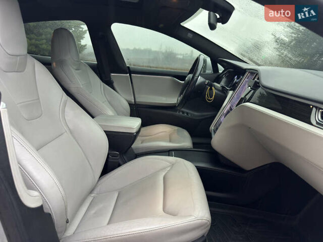 Серый Тесла Модель С, объемом двигателя 0 л и пробегом 207 тыс. км за 13899 $, фото 37 на Automoto.ua