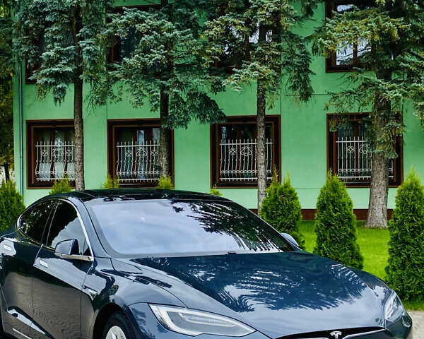 Тесла Модель С 2016 у Луцьку на Automoto.ua Сірий Тесла Модель С, об'ємом двигуна 0 л та пробігом 190 тис. км за 15500 $, фото 8 на Automoto.ua