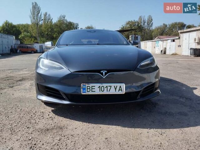 Серый Тесла Модель С, объемом двигателя 0 л и пробегом 130 тыс. км за 17450 $, фото 6 на Automoto.ua