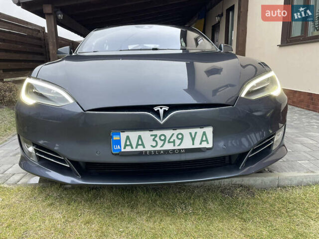 Серый Тесла Модель С, объемом двигателя 0 л и пробегом 193 тыс. км за 17900 $, фото 11 на Automoto.ua