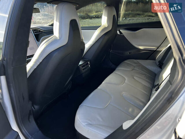 Сірий Тесла Модель С, об'ємом двигуна 0 л та пробігом 165 тис. км за 15750 $, фото 18 на Automoto.ua