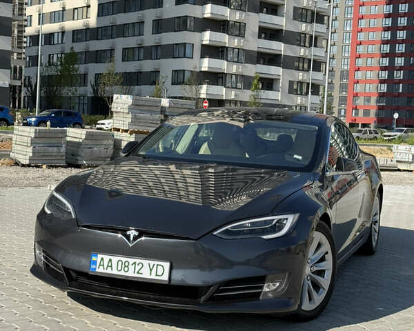 Сірий Тесла Модель С, об'ємом двигуна 0 л та пробігом 78 тис. км за 18500 $, фото 2 на Automoto.ua