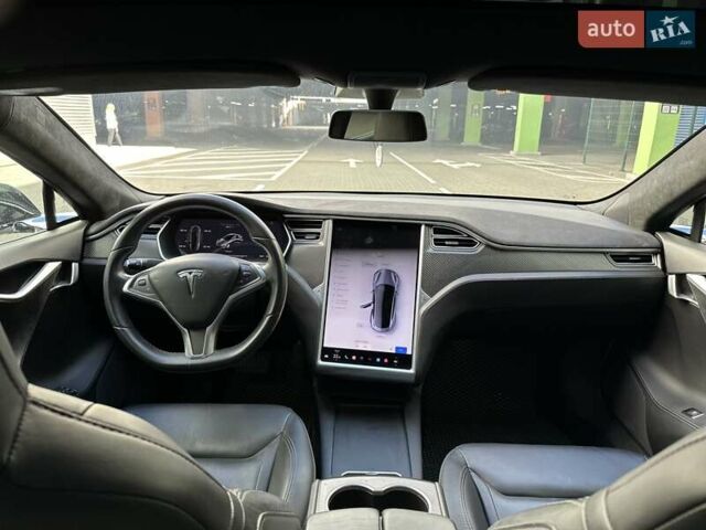 Тесла Модель С 2016 в Киеве на Automoto.ua Серый Тесла Модель С, объемом двигателя 0 л и пробегом 86 тыс. км за 23800 $, фото 20 на Automoto.ua