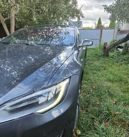 Серый Тесла Модель С, объемом двигателя 0 л и пробегом 170 тыс. км за 18300 $, фото 15 на Automoto.ua