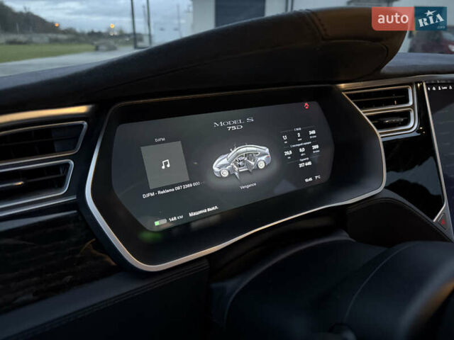 Серый Тесла Модель С, объемом двигателя 0 л и пробегом 300 тыс. км за 14700 $, фото 55 на Automoto.ua