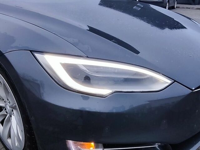 Серый Тесла Модель С, объемом двигателя 0 л и пробегом 226 тыс. км за 14800 $, фото 18 на Automoto.ua