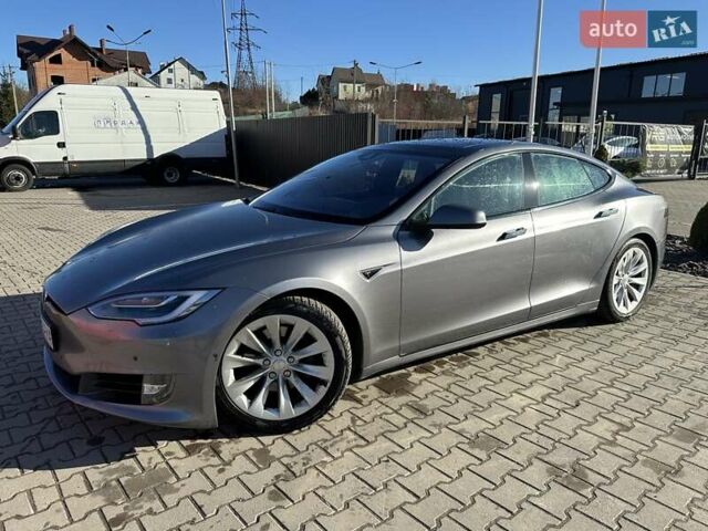 Тесла Модель С 2016 в Львове на Automoto.ua Серый Тесла Модель С, объемом двигателя 0 л и пробегом 190 тыс. км за 19200 $, фото 3 на Automoto.ua