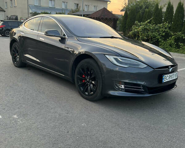 Серый Тесла Модель С, объемом двигателя 0 л и пробегом 231 тыс. км за 14999 $, фото 5 на Automoto.ua