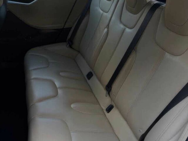 Сірий Тесла Модель С, об'ємом двигуна 0 л та пробігом 75 тис. км за 7700 $, фото 9 на Automoto.ua