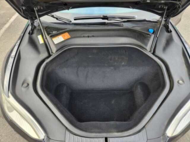 Сірий Тесла Модель С, об'ємом двигуна 0 л та пробігом 70 тис. км за 4000 $, фото 14 на Automoto.ua