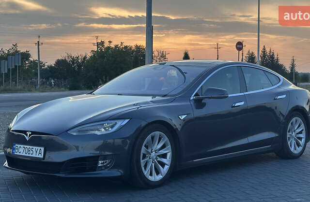 Тесла Модель С 2016 у Львові на Automoto.ua Сірий Тесла Модель С, об'ємом двигуна 0 л та пробігом 132 тис. км за 17300 $, фото 2 на Automoto.ua