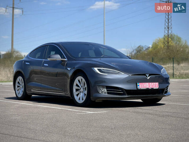 Серый Тесла Модель С, объемом двигателя 0 л и пробегом 199 тыс. км за 13999 $, фото 4 на Automoto.ua