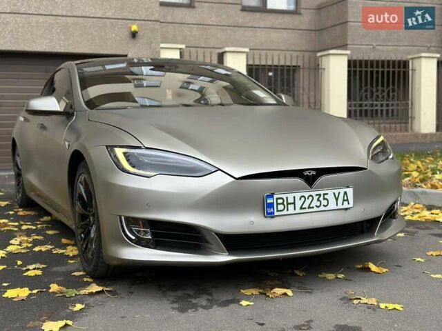 Тесла Модель С 2016 у Одесі на Automoto.ua Сірий Тесла Модель С, об'ємом двигуна 0 л та пробігом 156 тис. км за 18500 $, фото 3 на Automoto.ua