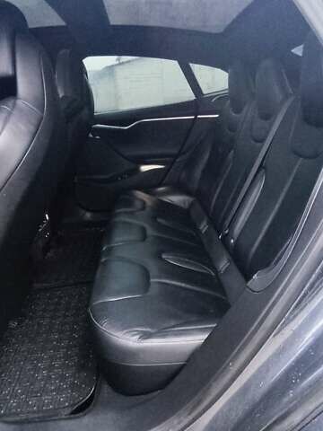 Серый Тесла Модель С, объемом двигателя 0 л и пробегом 226 тыс. км за 14800 $, фото 45 на Automoto.ua