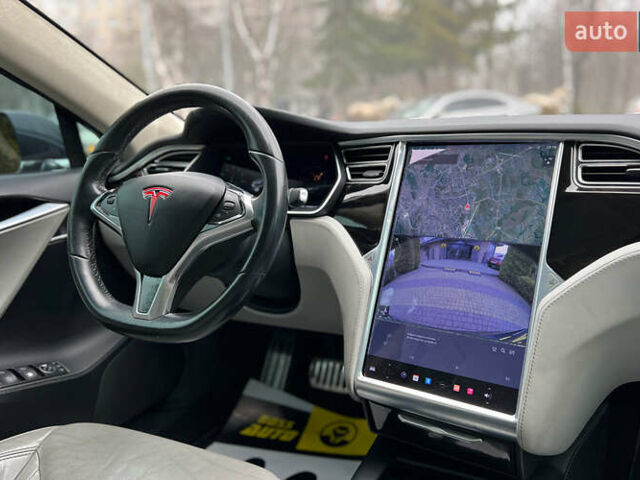 Сірий Тесла Модель С, об'ємом двигуна 0 л та пробігом 150 тис. км за 20999 $, фото 17 на Automoto.ua