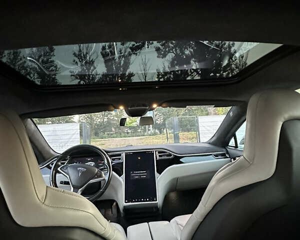 Серый Тесла Модель С, объемом двигателя 0 л и пробегом 168 тыс. км за 16200 $, фото 38 на Automoto.ua