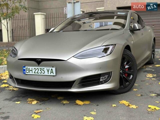 Тесла Модель С 2016 у Одесі на Automoto.ua Сірий Тесла Модель С, об'ємом двигуна 0 л та пробігом 156 тис. км за 18500 $, фото 1 на Automoto.ua