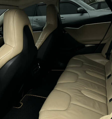 Сірий Тесла Модель С, об'ємом двигуна 0 л та пробігом 156 тис. км за 20000 $, фото 11 на Automoto.ua