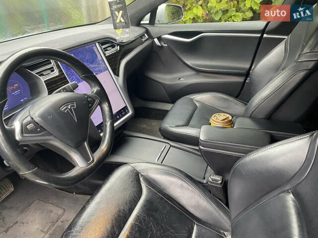 Серый Тесла Модель С, объемом двигателя 0 л и пробегом 199 тыс. км за 17700 $, фото 6 на Automoto.ua