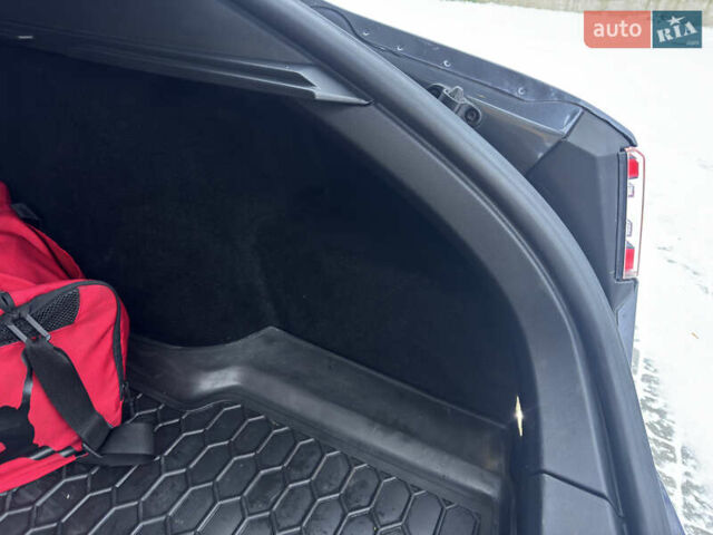 Серый Тесла Модель С, объемом двигателя 0 л и пробегом 184 тыс. км за 16500 $, фото 14 на Automoto.ua