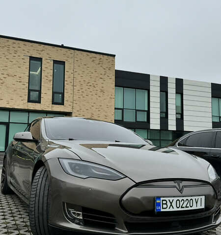 Сірий Тесла Модель С, об'ємом двигуна 0 л та пробігом 156 тис. км за 20000 $, фото 17 на Automoto.ua