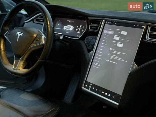 Серый Тесла Модель С, объемом двигателя 0 л и пробегом 300 тыс. км за 14700 $, фото 51 на Automoto.ua