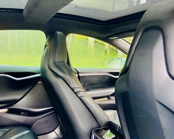 Тесла Модель С 2016 у Луцьку на Automoto.ua Сірий Тесла Модель С, об'ємом двигуна 0 л та пробігом 190 тис. км за 15500 $, фото 33 на Automoto.ua
