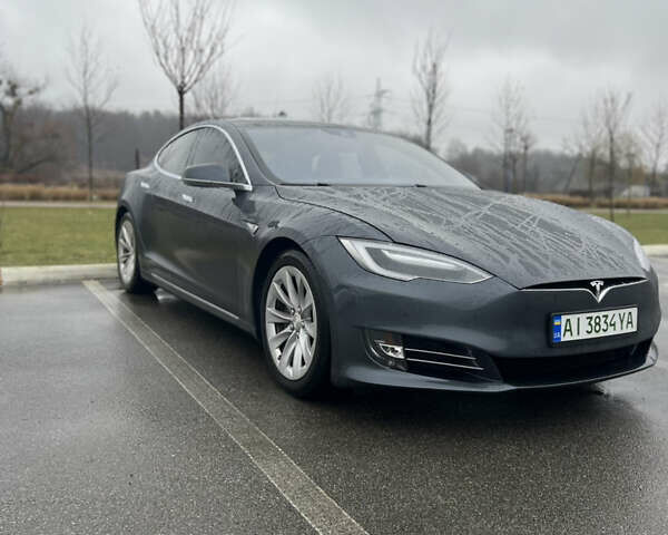 Сірий Тесла Модель С, об'ємом двигуна 0 л та пробігом 94 тис. км за 25200 $, фото 3 на Automoto.ua